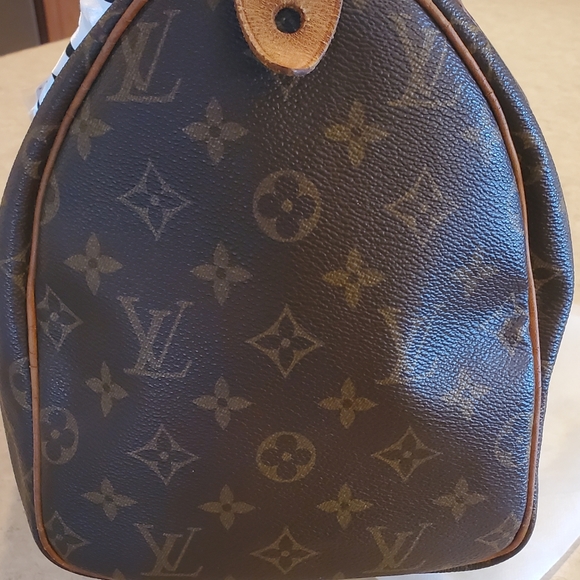 Authentic Vintage LV Speedy 30 - Picture 11 of 16